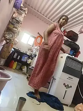 Lailamajnu1996 online show from February 2026 04:46:02 AM