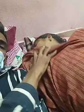 Lailamajnu1996 online show from March 2026 08:32:02 AM