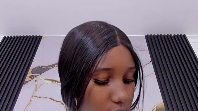 Mia Devereaux167 online show from April 2026 06:35:01 PM