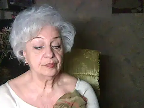 Snapshot of ValeriaKroww chatting on May 2026 07:52:02 PM ValeriaKroww online show from May 2026 07:52:02 PM