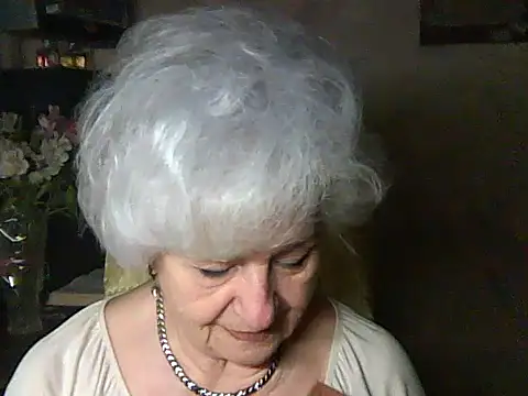 Snapshot of ValeriaKroww chatting on May 2026 04:39:01 PM ValeriaKroww online show from May 2026 04:39:01 PM
