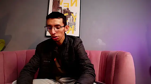 ZyroNight online show from January 2026 02:42:02 PM