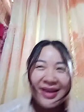 Bee-bgolden online show from November 2025 03:06:01 AM