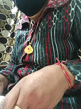 Snapshot of collagesonam chatting on November 2025 05:06:02 AM collagesonam online show from November 2025 05:06:02 AM