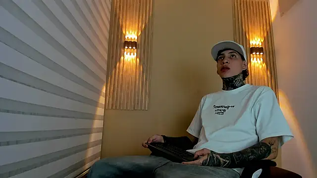 DANTE ARMSTRONG online show from November 2025 03:42:02 AM