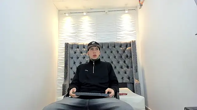 DANTE ARMSTRONG online show from January 2026 03:53:01 AM