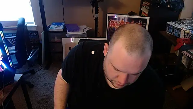 MegaChip online show from December 2025 09:00:01 PM