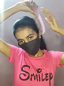 Snapshot of Thaper_Meera2 chatting on May 2026 08:21:02 AM Thaper Meera2 online show from May 2026 08:21:02 AM