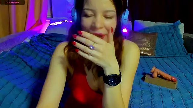 Eva purrr  online show from April 2026 01:12:02 AM