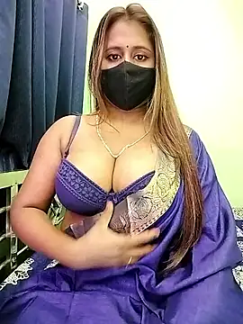 LoveLy-Soneya online show from March 2026 10:10:01 AM