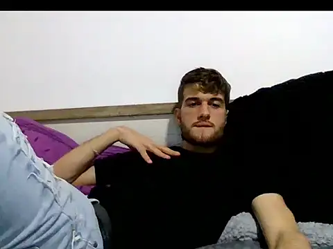 nikolasnik50 online show from November 2025 09:14:01 PM