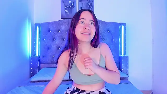 Snapshot of Zenith_moon chatting on November 2025 07:35:01 PM Zenith moon online show from November 2025 07:35:01 PM