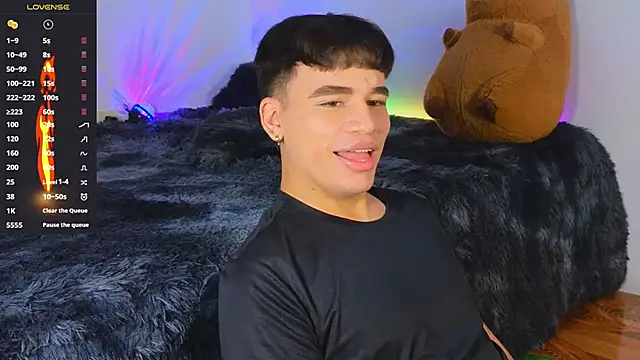 Maiicoll coleman online show from November 2025 04:43:02 AM