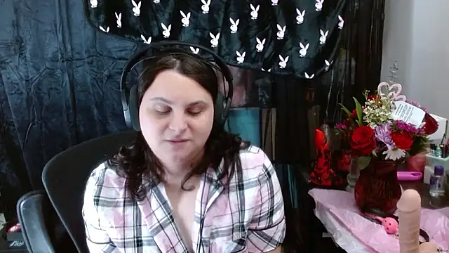 Snapshot of Salacious_Sage chatting on February 2026 10:06:02 PM Salacious Sage online show from February 2026 10:06:02 PM