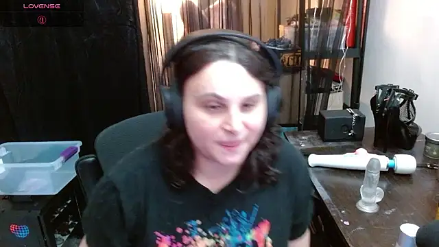 Snapshot of Salacious_Sage chatting on February 2026 10:07:01 PM Salacious Sage online show from February 2026 10:07:01 PM