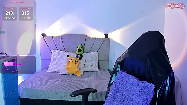 ravencollen online show from November 2025 01:43:01 PM