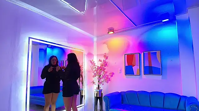 Snapshot of Alondra_gomexxx chatting on November 2025 03:49:02 AM Alondra gomexxx online show from November 2025 03:49:02 AM