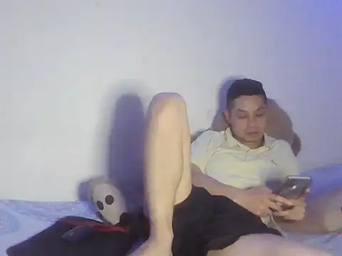 Elgladeador online show from November 2025 05:13:02 PM