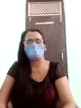 sanjana077 online show from December 2025 05:57:01 AM