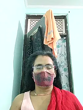 sanjana077 online show from February 2026 01:42:02 AM