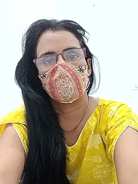 sanjana077 online show from April 2026 12:43:02 AM