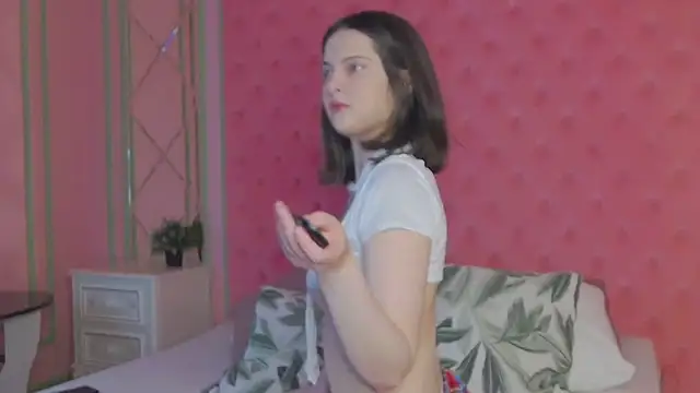 Snapshot of Ruby_de_Cherry chatting on June 2026 12:51:02 PM Ruby de Cherry online show from June 2026 12:51:02 PM