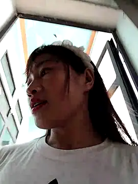 Qoine392 online show from January 2026 05:45:02 AM