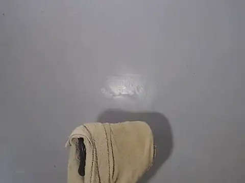 Urhotsilverboy online show from April 2026 06:03:01 PM