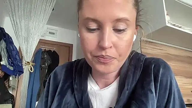 Ameli8 online show from April 2026 12:17:02 PM