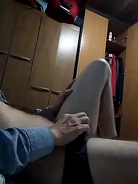 Snapshot of DeutschmanPeter chatting on November 2025 04:51:02 PM DeutschmanPeter online show from November 2025 04:51:02 PM