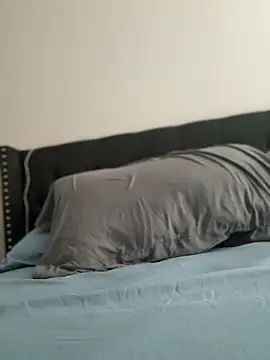 Snapshot of mixedswanger chatting on November 2025 05:24:02 PM mixedswanger online show from November 2025 05:24:02 PM