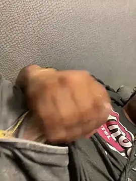 Snapshot of Alex281225 chatting on November 2025 07:36:02 PM Alex281225 online show from November 2025 07:36:02 PM