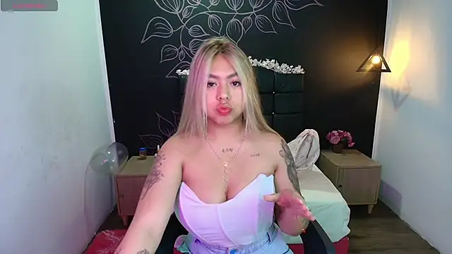 Snapshot of AriannaFox_ chatting on November 2025 11:54:01 AM AriannaFox online show from November 2025 11:54:01 AM