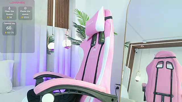 iam katherine online show from April 2026 08:48:01 PM