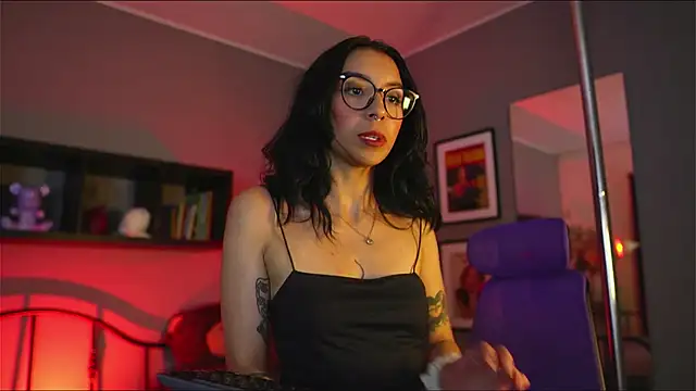 Snapshot of aura_Soul_ chatting on November 2025 04:45:02 AM aura Soul online show from November 2025 04:45:02 AM