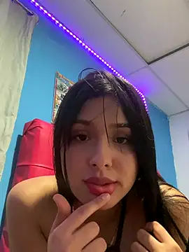 Chiquinquira3 online show from November 2025 03:16:02 AM