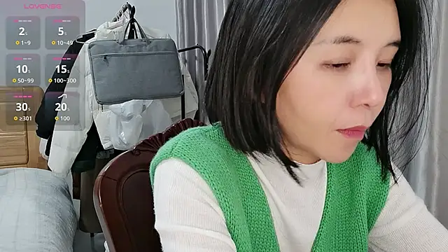 Wanwan61 online show from November 2025 12:55:01 PM