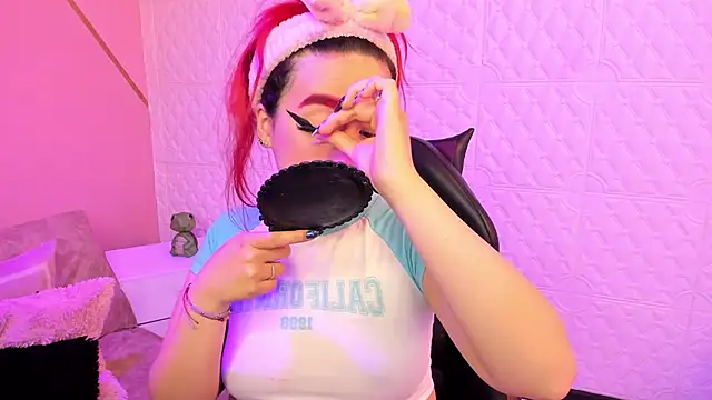 Snapshot of Dakkotta__ chatting on November 2025 04:13:02 AM Dakkotta online show from November 2025 04:13:02 AM