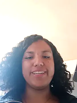 Snapshot of iriss_05 chatting on November 2025 01:22:01 PM iriss 05 online show from November 2025 01:22:01 PM