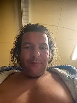 miguel910921 online show from February 2026 08:42:01 AM