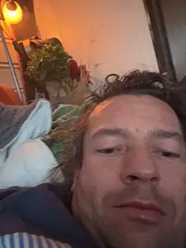 miguel910921 online show from February 2026 07:38:02 AM