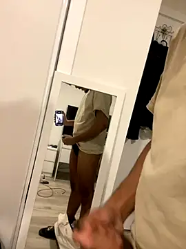 Snapshot of jayluvsu69 chatting on November 2025 12:38:01 PM jayluvsu69 online show from November 2025 12:38:01 PM