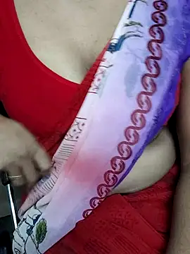 Miss dolli online show from November 2025 05:49:01 PM