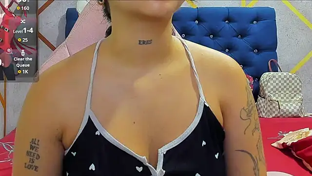  vaiolet owo online show from February 2026 05:02:01 AM