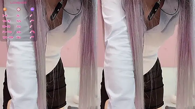 Snapshot of ChloeFozzy chatting on November 2025 01:44:02 PM ChloeFozzy online show from November 2025 01:44:02 PM