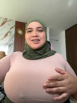 Snapshot of sweetmuslim01 chatting on June 2026 07:30:02 PM sweetmuslim01 online show from June 2026 07:30:02 PM