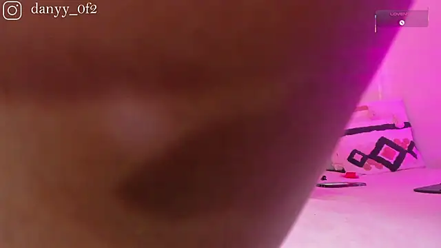 Snapshot of Daniihot__ chatting on February 2026 05:04:01 AM Daniihot online show from February 2026 05:04:01 AM