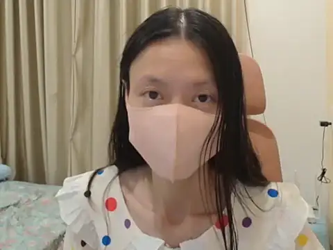 Snapshot of Lil-Cherries chatting on January 2026 05:49:02 PM Lil-Cherries online show from January 2026 05:49:02 PM