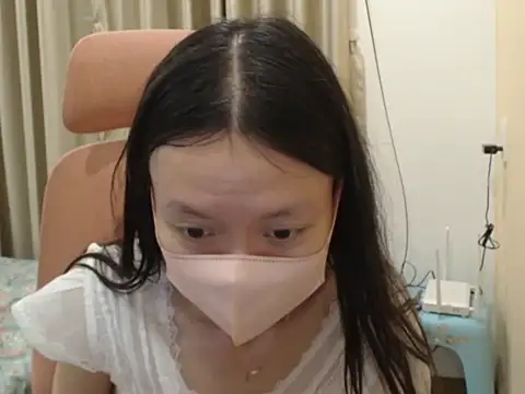 Snapshot of Lil-Cherries chatting on March 2026 09:50:01 PM Lil-Cherries online show from March 2026 09:50:01 PM