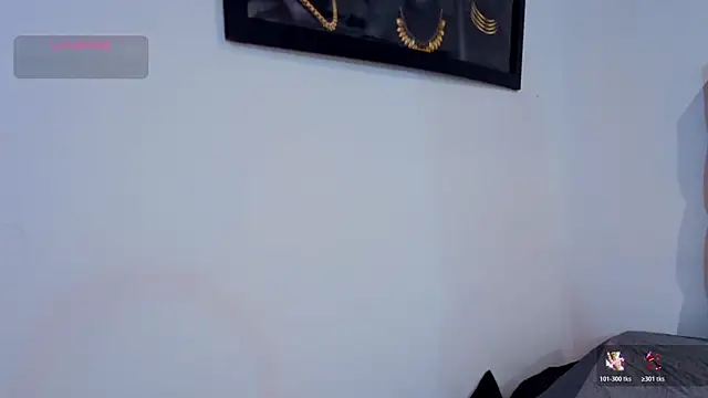 Un Sluttyy online show from March 2026 10:59:01 AM